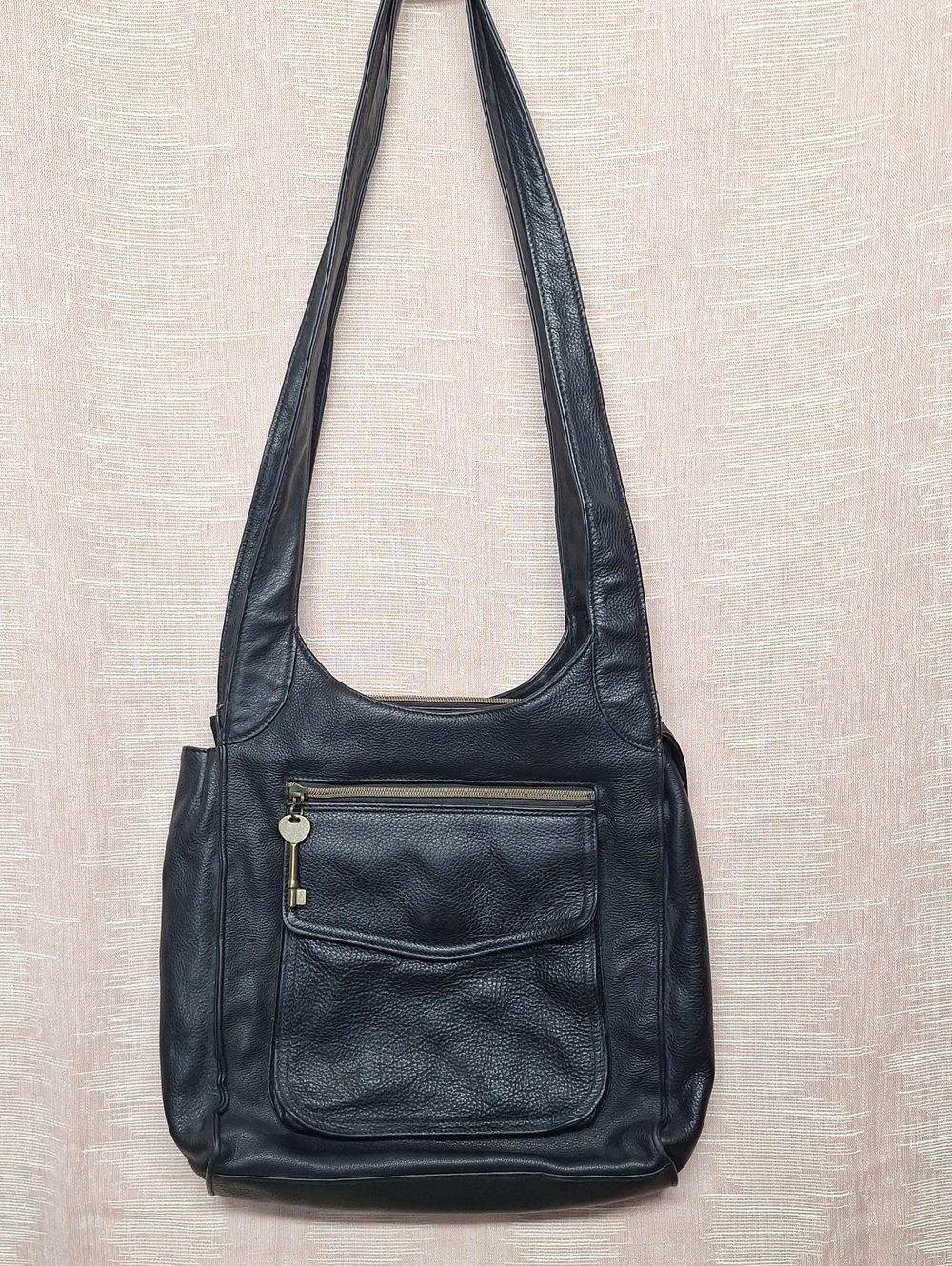 Fossil Black Leather Shoulder Bag with Front Pockets